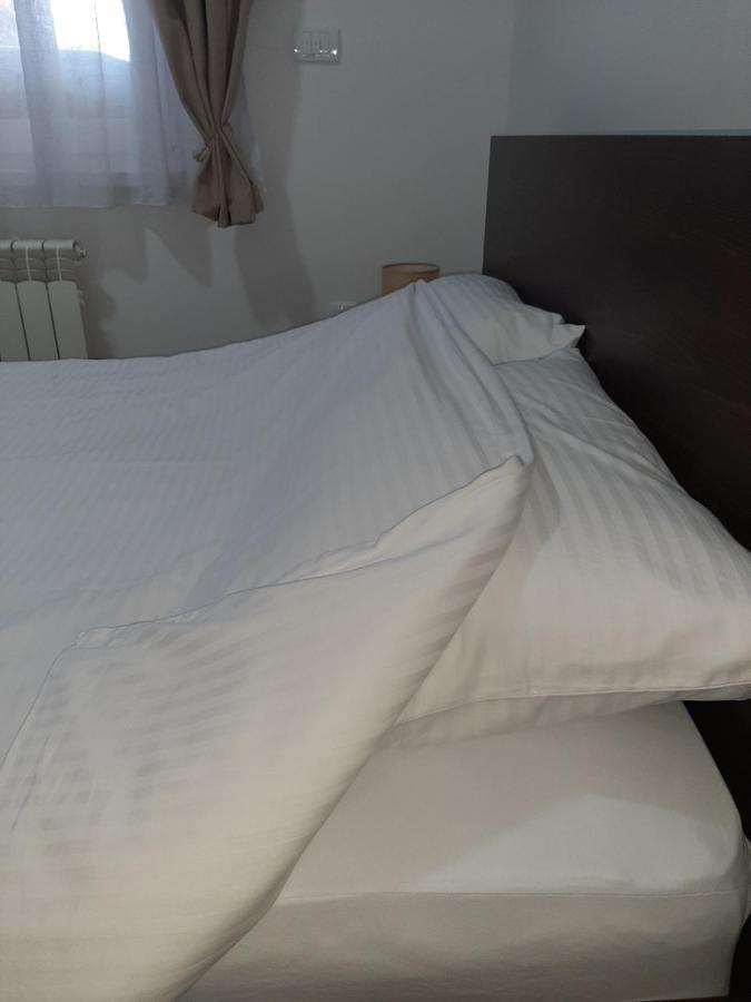 Apartman Viaggio Сремска-Митровица Экстерьер фото