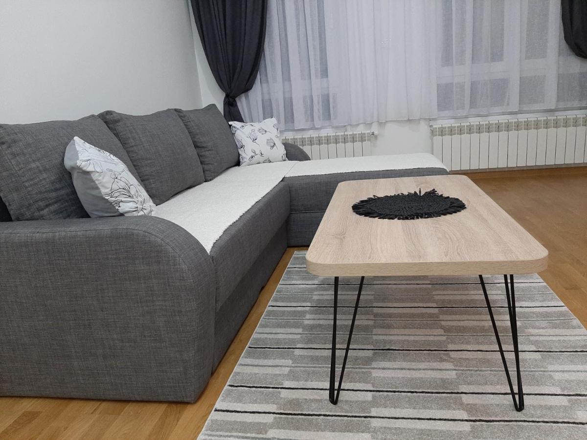 Apartman Viaggio Сремска-Митровица Экстерьер фото